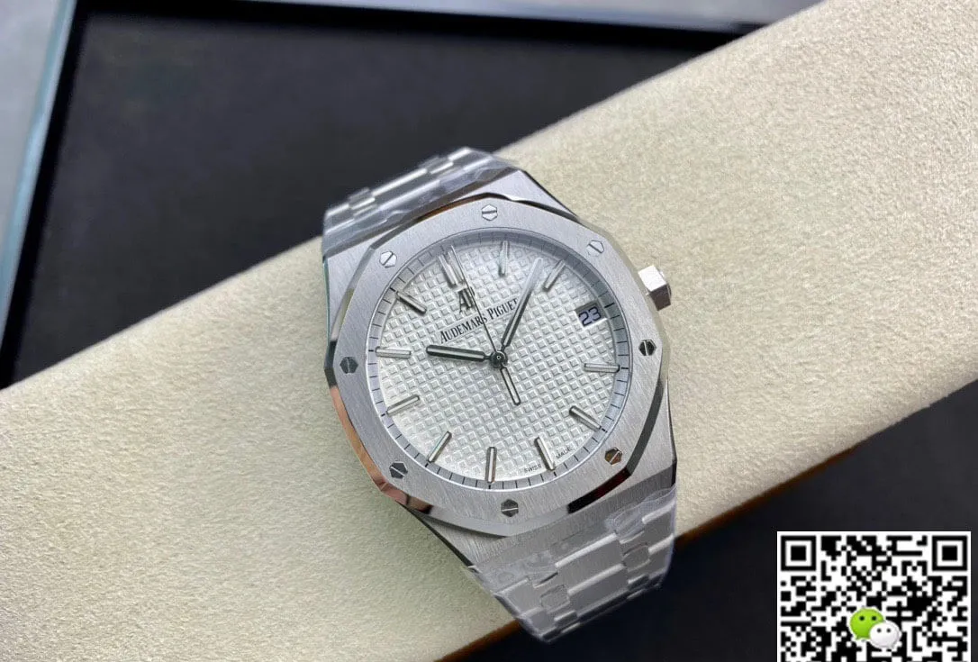 Audemars Piguet Royal Oak 15500ST.OO.1220ST.04 ZF Factory 1:1 Best Edition Replica Watch Titanium Case